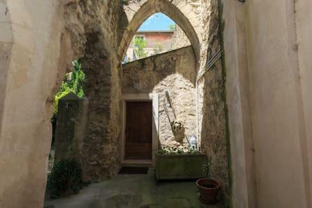 Gite Atypique Dans Couvent 4 Pers Jardin Villeneuve-lès-Avignon Dış mekan fotoğraf